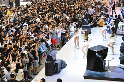 北京青年報：2016 ChinaJoy展最火的是什么？