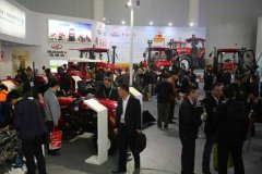 黃海金馬拖拉機(jī)閃耀2016中國國際農(nóng)業(yè)機(jī)械展